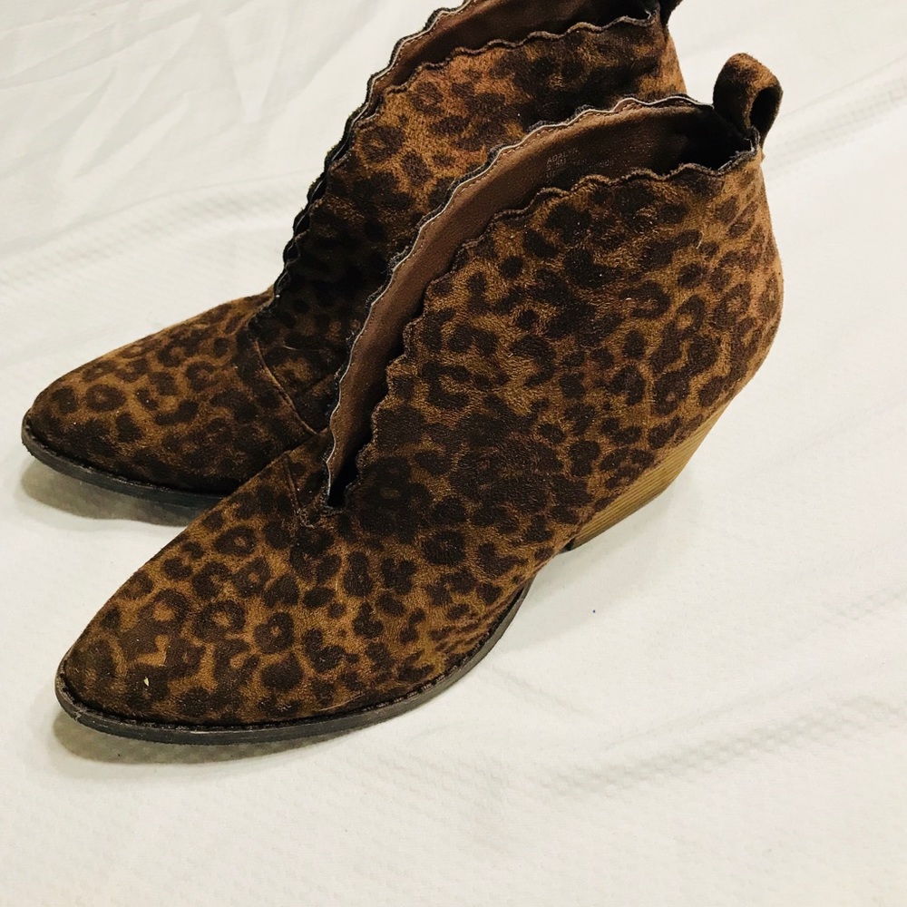 Coconuts Leopard Print Booties - image 6